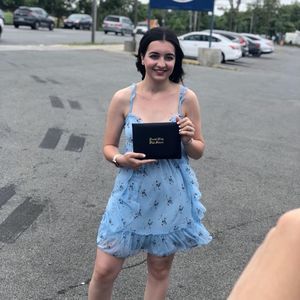 Meet your Posher, Adela